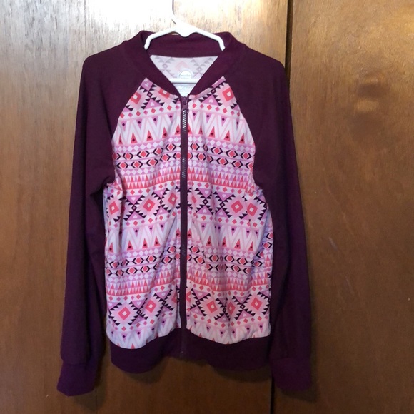 PRE-OWNED GIRLS LIGHT WEIGHT JACKET SIZE 6X. IN EXCELLENT CONDITION. WORN ONCE. - Picture 3 of 4